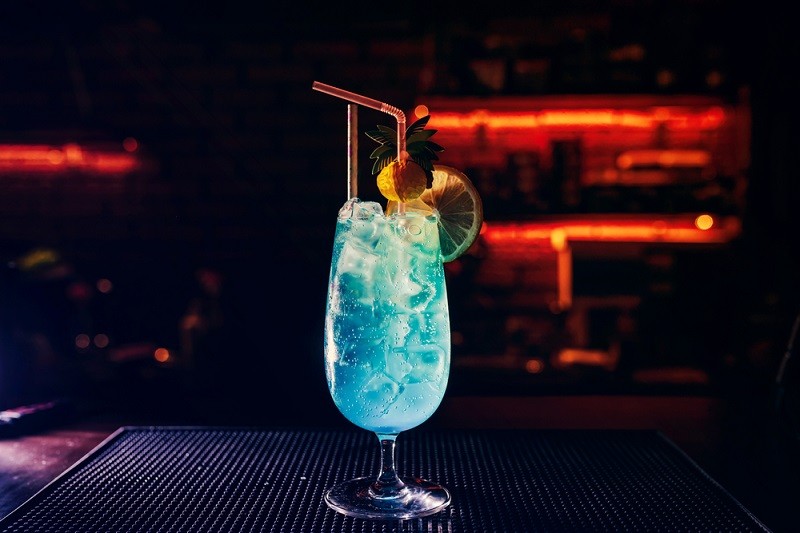 Blue lagoon miešaný drink