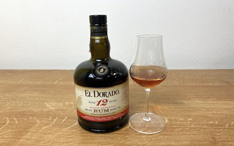 El Dorado 12 ročný - ochutnáva rumu