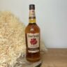 Four Roses Bourbon - detail na fľašu z predu
