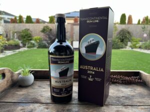 Transcontinental Rum Line Australia 2014 fľaša a krabica